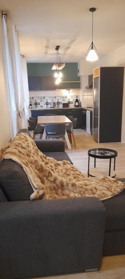 Tres Bel Appartement T3 Hyper Centre Entierement Renove En 2022 Luz-Saint-Sauveur Exterior foto